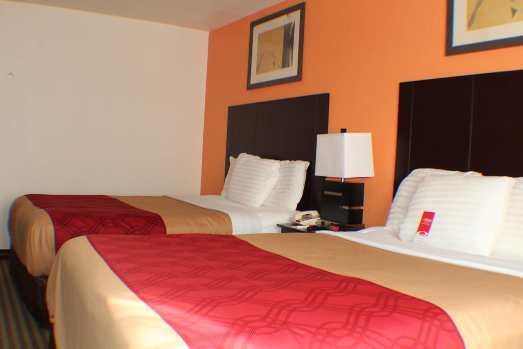 Econo Lodge Inn & Suites Natchitoches Buitenkant foto